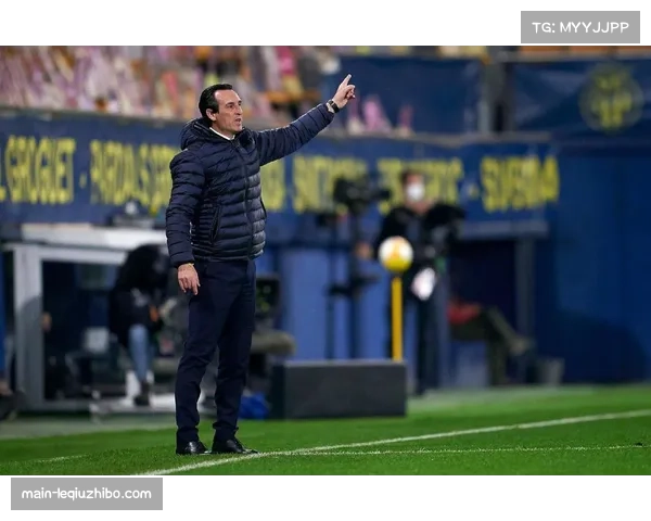 阿斯顿维拉主帅埃梅里战术革新 带领球队从保级区跃居前列