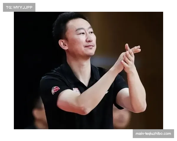 青岛杨瀚森离队大外援伤病频发 刘维伟拒绝保守修补战术